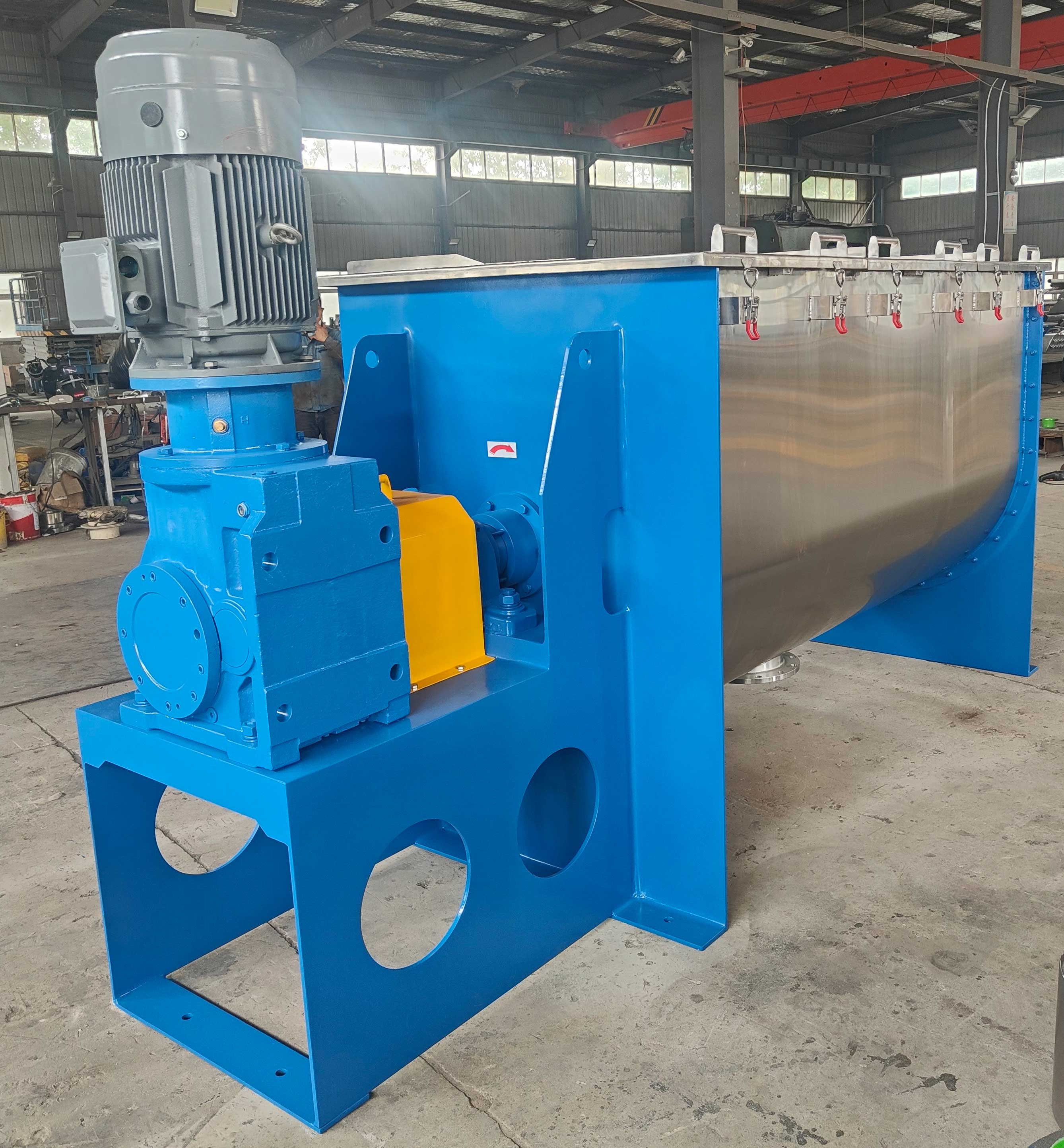 臥式螺帶混合機